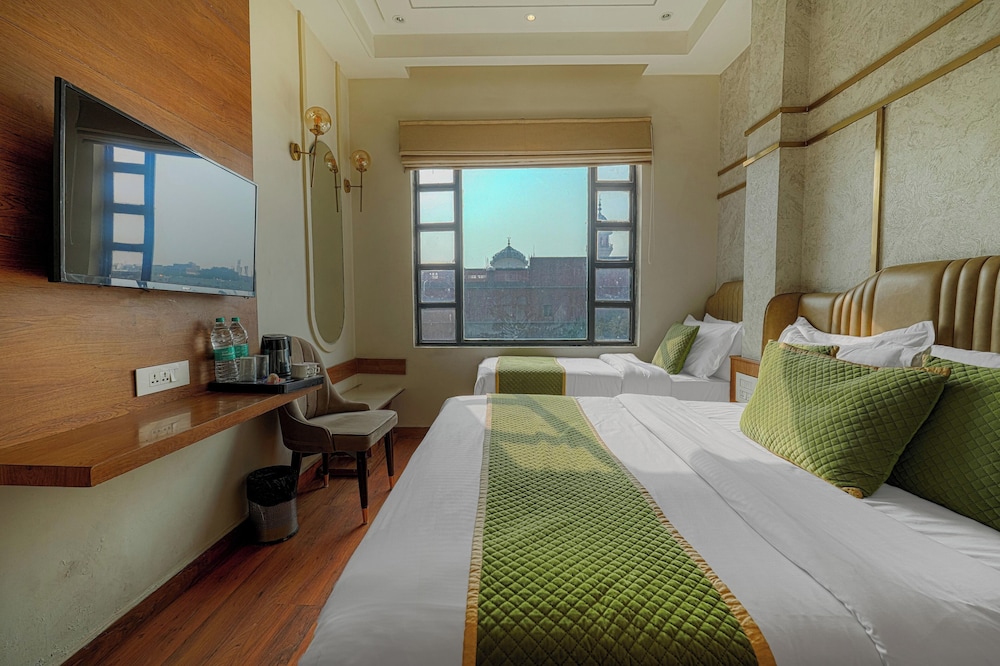 Premium Triple Room - Photo 9