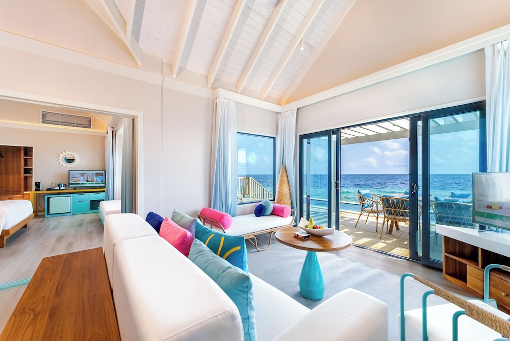 Water Suite with Pool photo 2