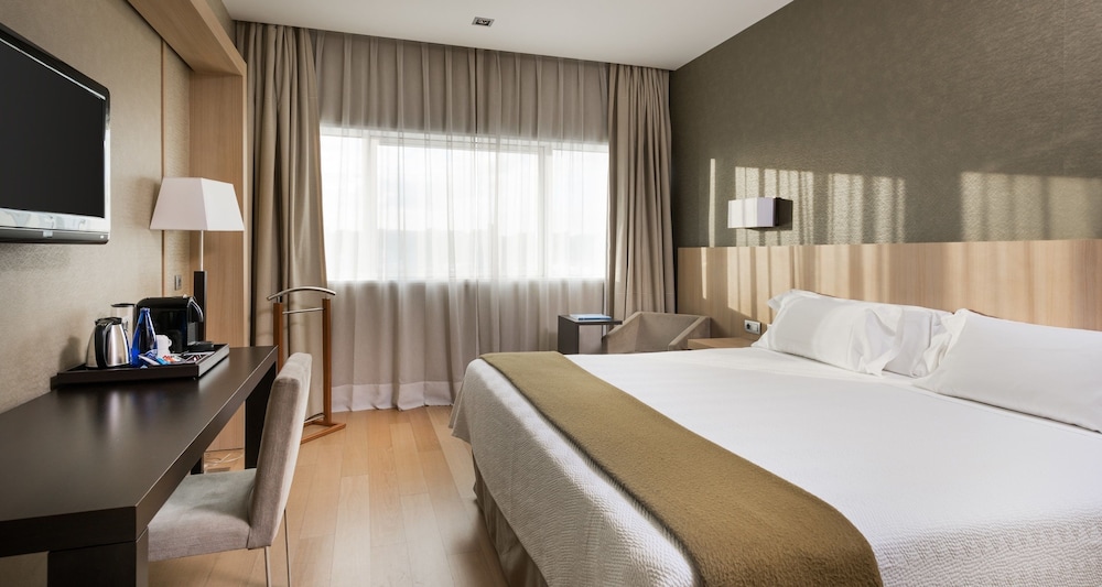 Superior Room (Extra Bed 3 Adults) - Photo 2