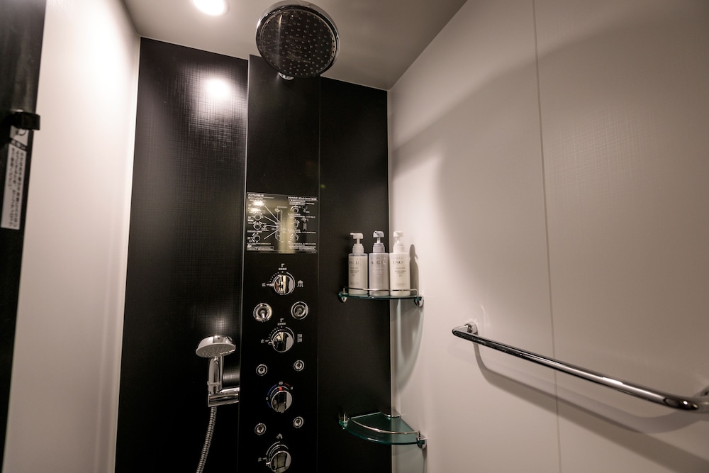 Japanese Western Style Twin Room - Photo 13