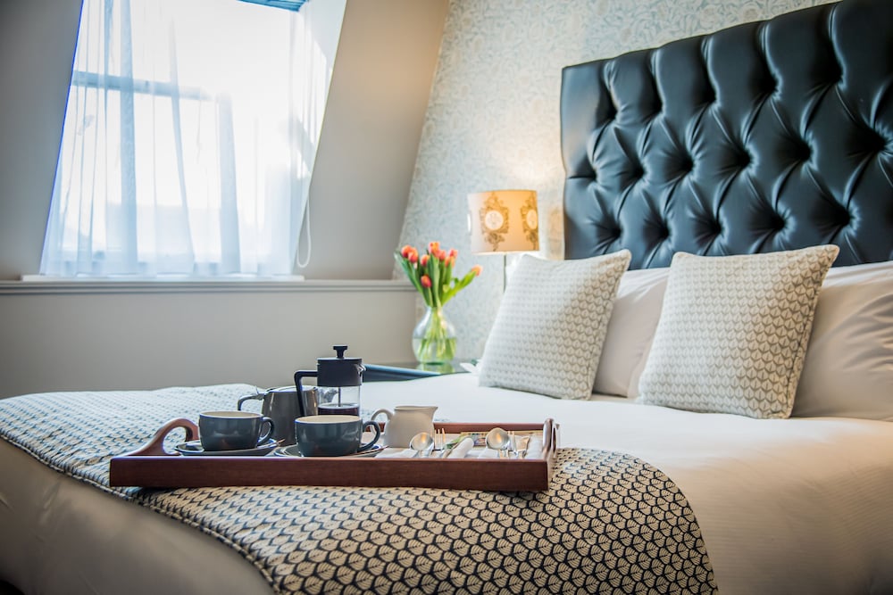 Classic Room, 1 Double Bed, Ensuite, City View photo 3