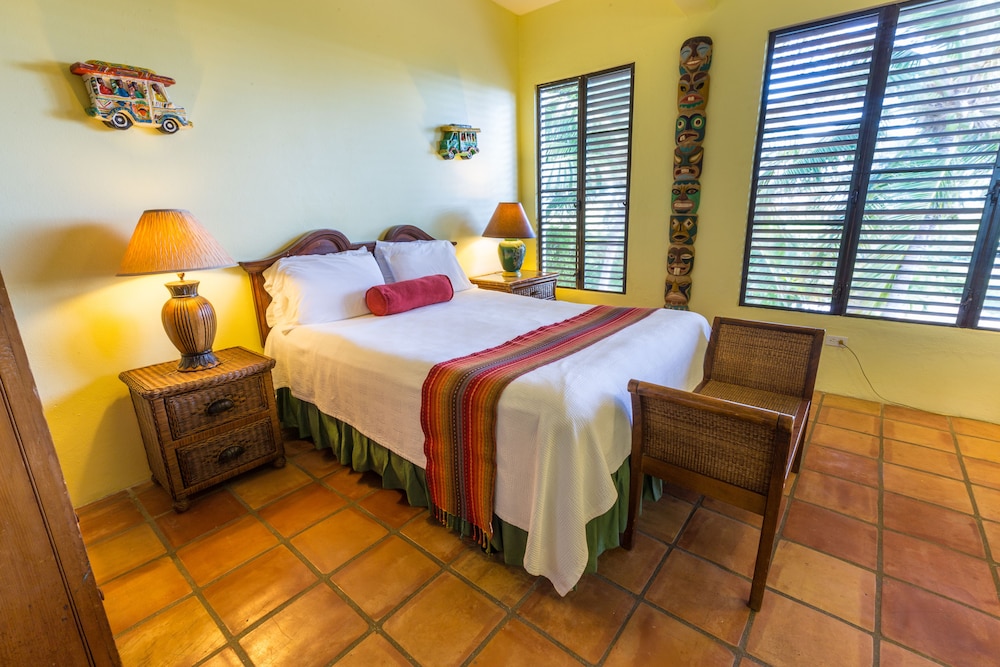 Standard Room, 1 Queen Bed (High Standard Rooms - Queen ADA)