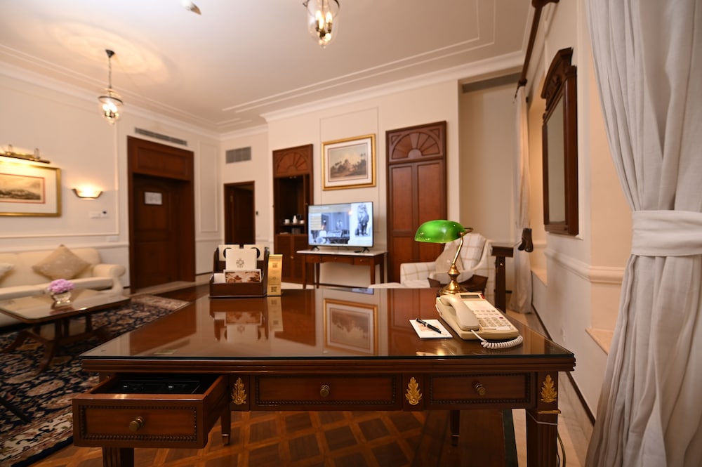 Suite (Heritage) - Photo 9