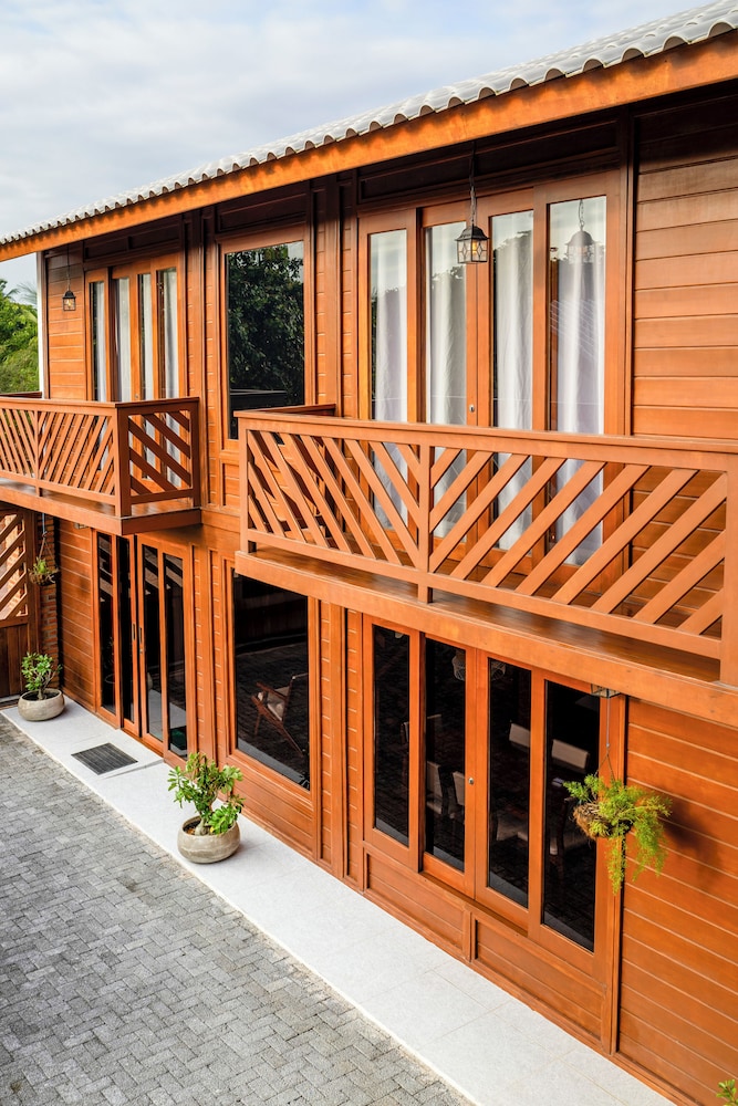 Family House, Balcony, Courtyard View photo 1