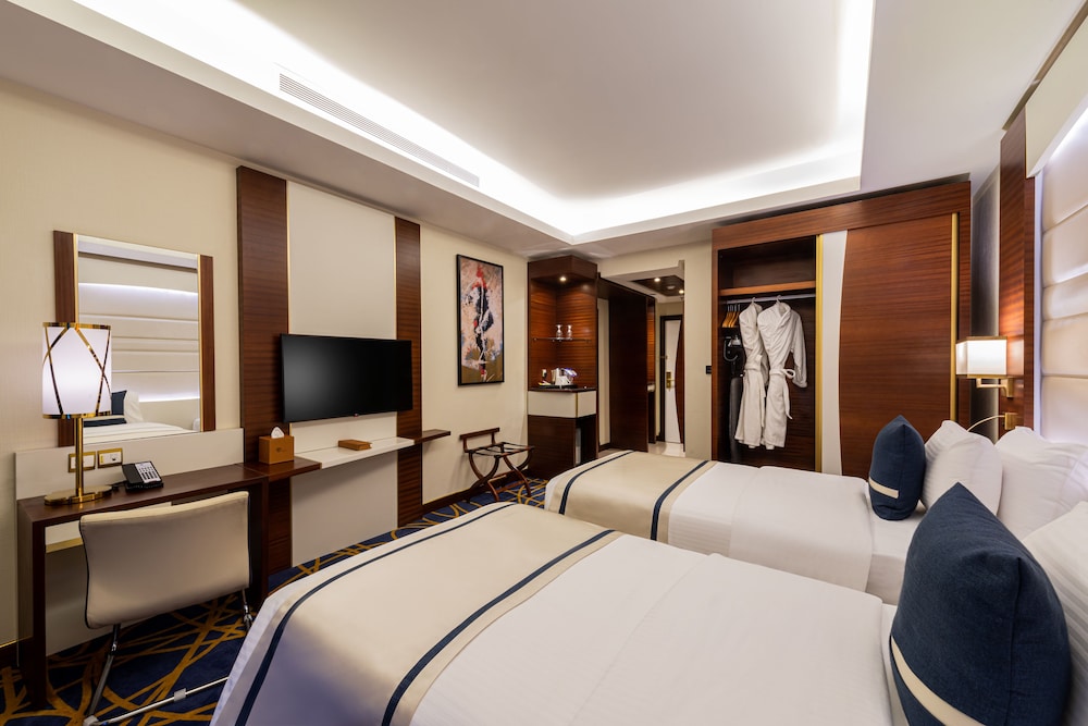 Standard Twin Room - Photo 3