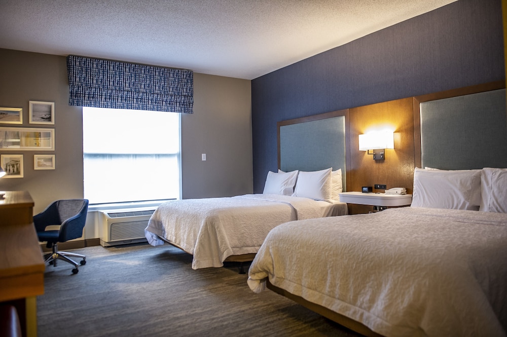 Room, 2 Queen Beds, Accessible, Non Smoking - Photo 3