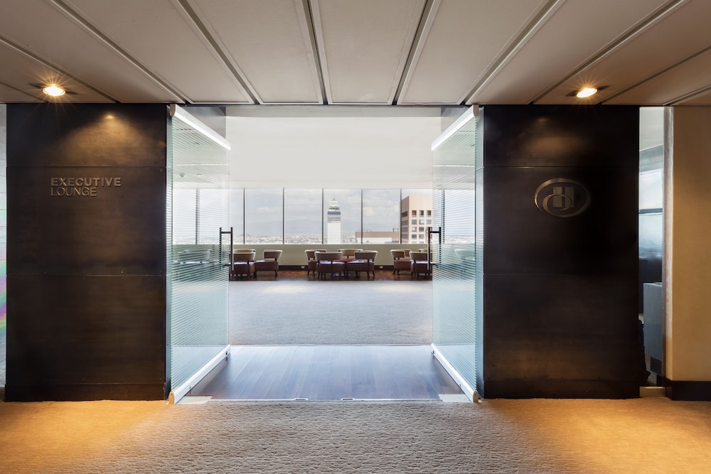 Junior Suite, 2 Double Beds - Photo 9