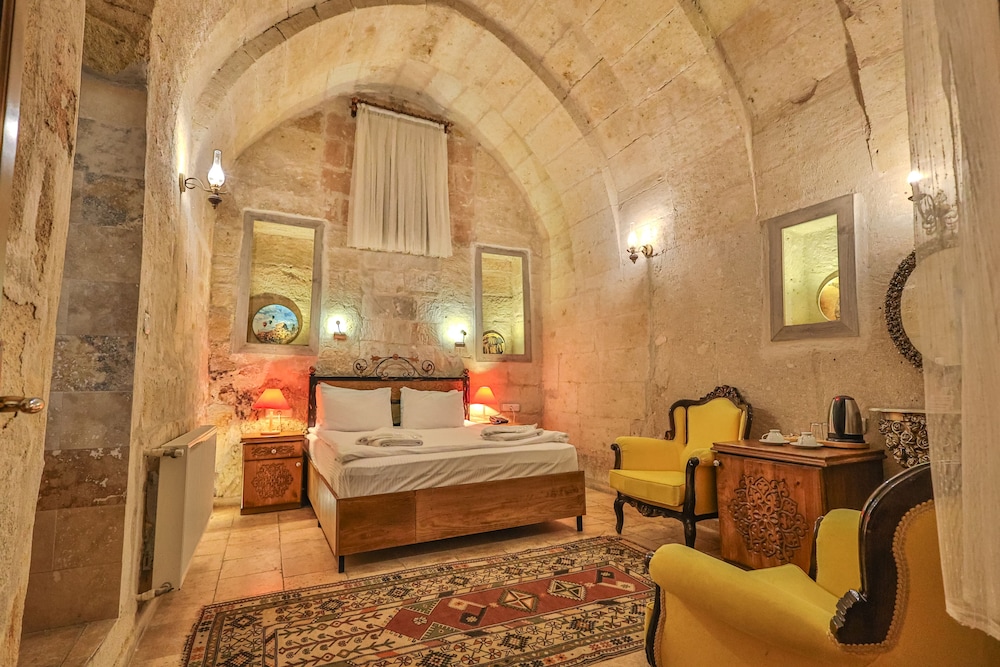 Standard Stone Room photo 3