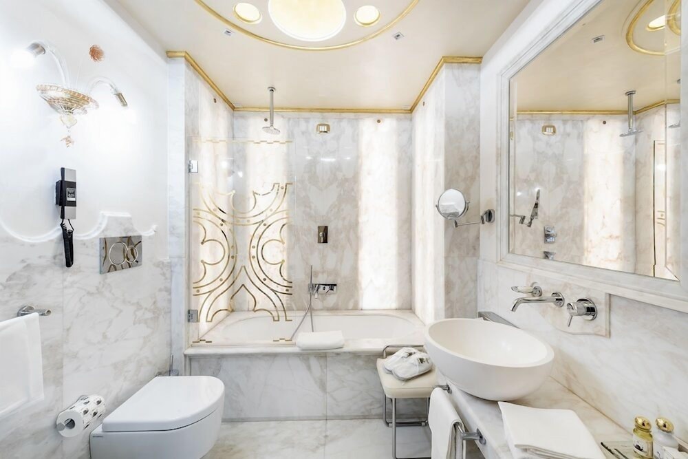 Exclusive Double or Twin Room, Terrace