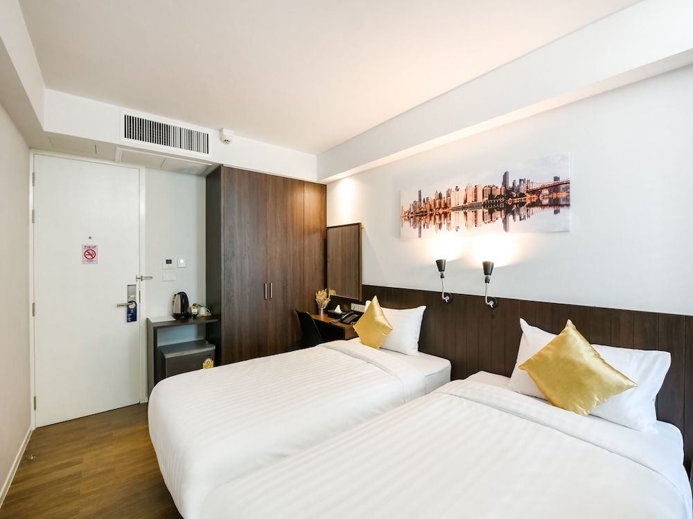 Superior Twin Room photo 3