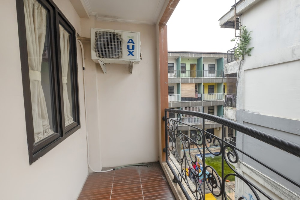 Deluxe Double Room - Photo 8