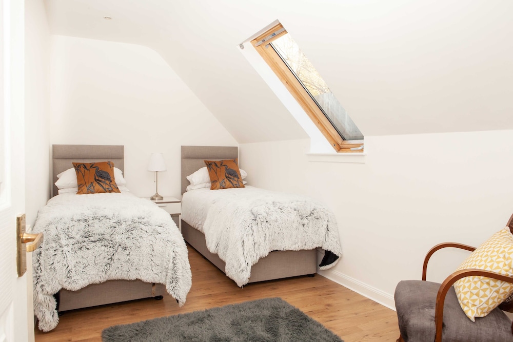 Superior Cottage, Accessible, Ensuite photo 3