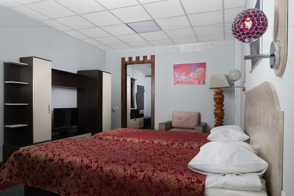 Standard Twin Room, 2 Twin Beds photo 2