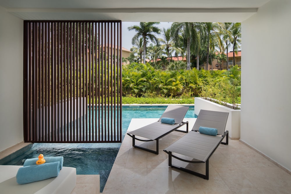 Aqua Junior Suite Swim-up Garden View - Photo 8