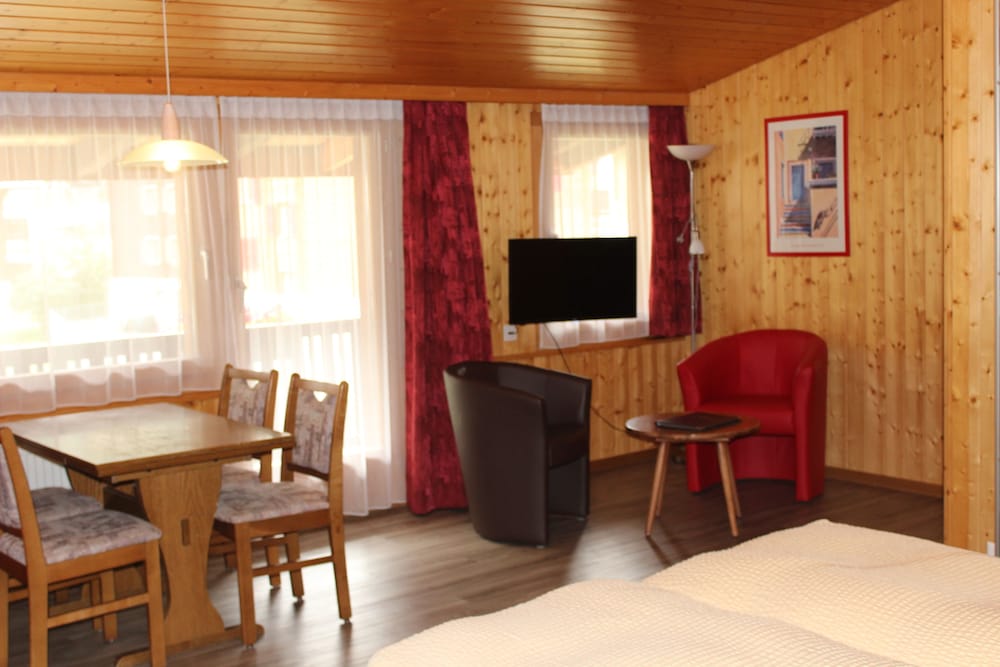 Standard Triple Room photo 3