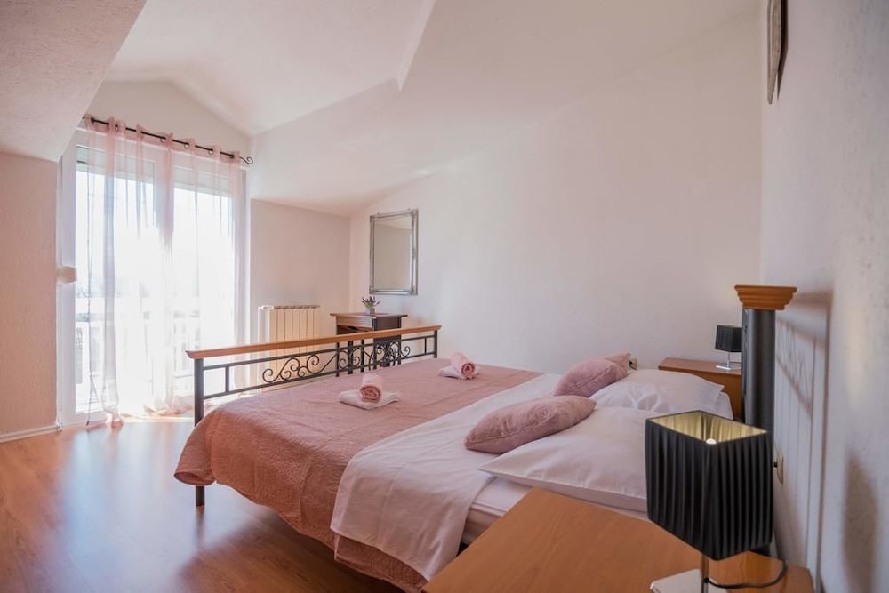 Apartment, 3 Bedrooms