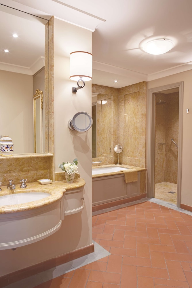 Junior Suite (Garden - Deluxe) photo 2