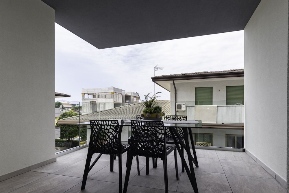 Apartment, 2 Bedrooms, Balcony