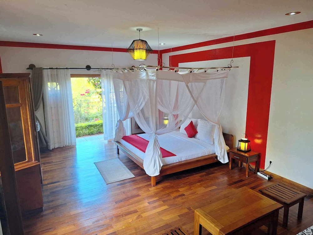Standard Bungalow