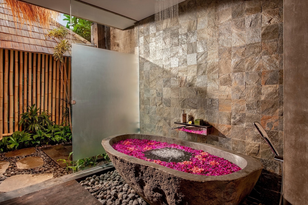 River View Pool Suite photo 2