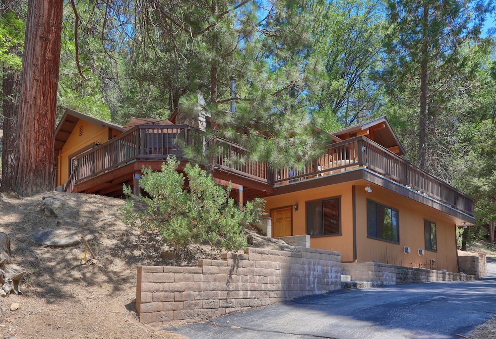 Chalet (2 Bedrooms) photo 2