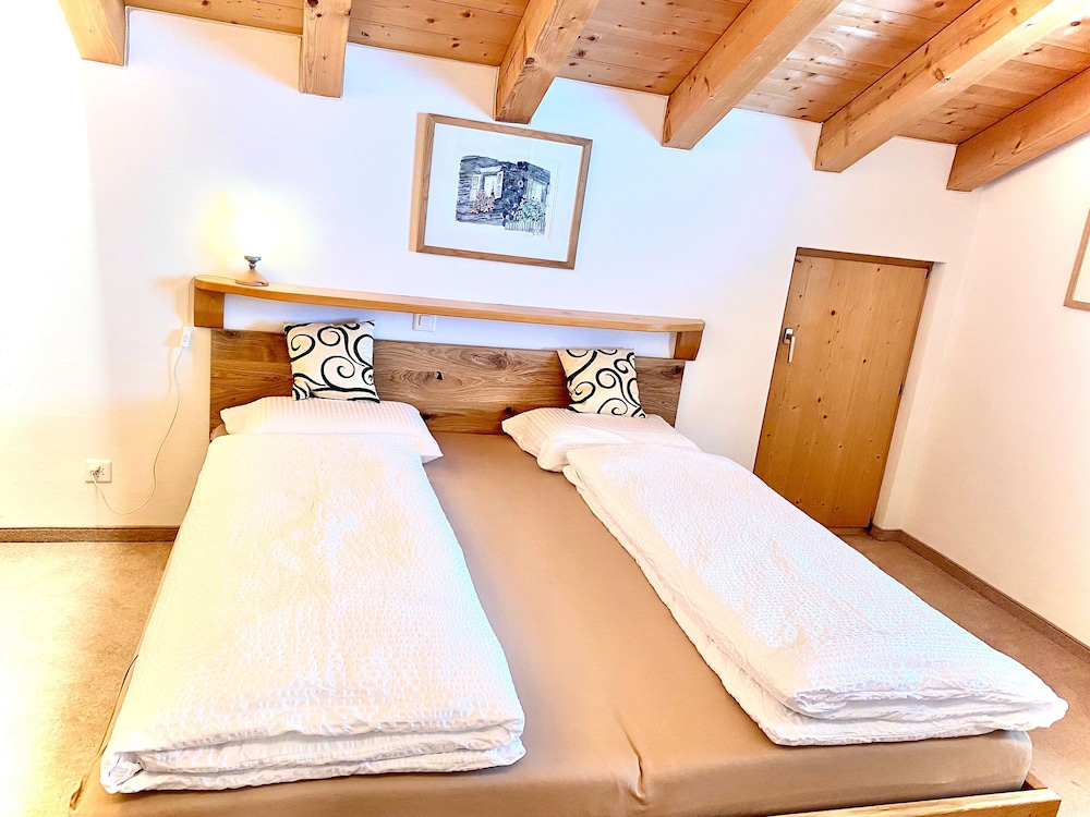 3 room apartment with balcony photo 1