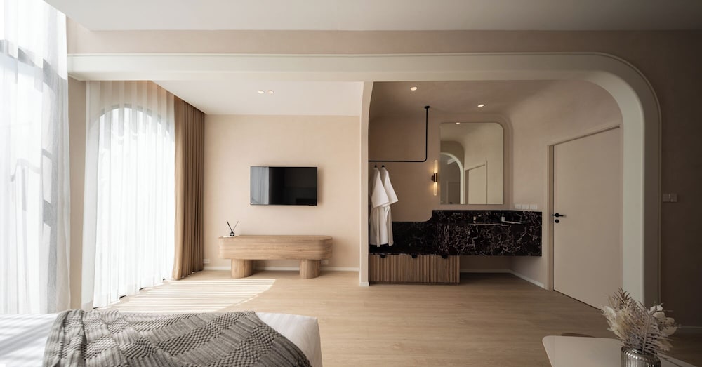 Superior Double Room, Corner photo 2