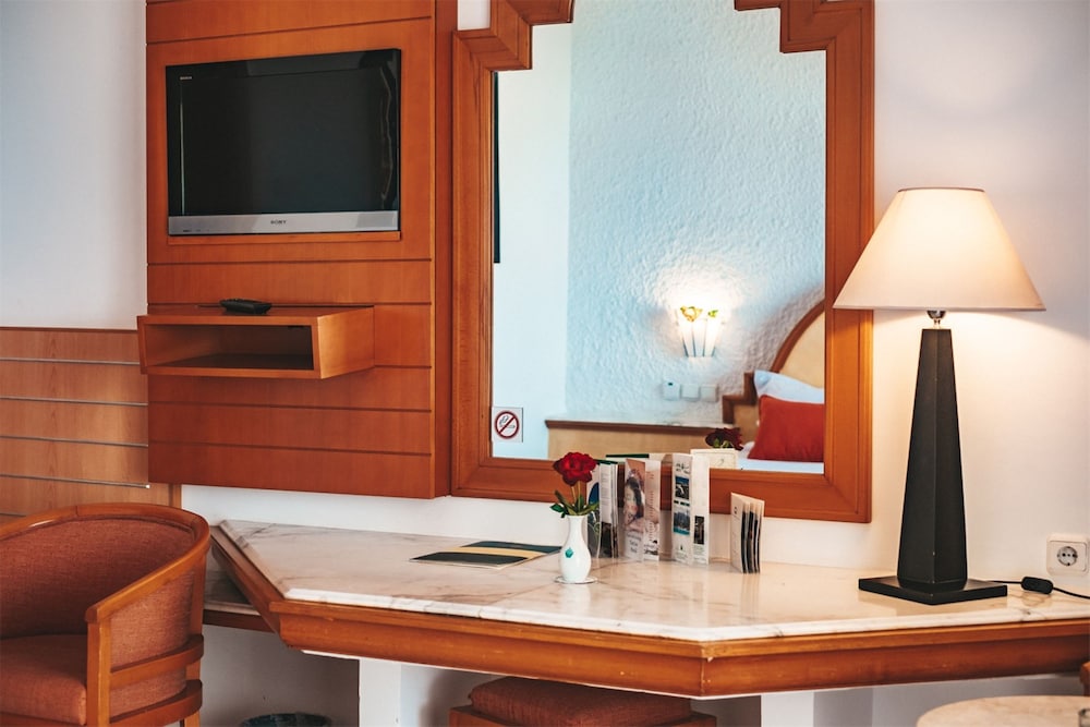 Triple Room - Photo 9