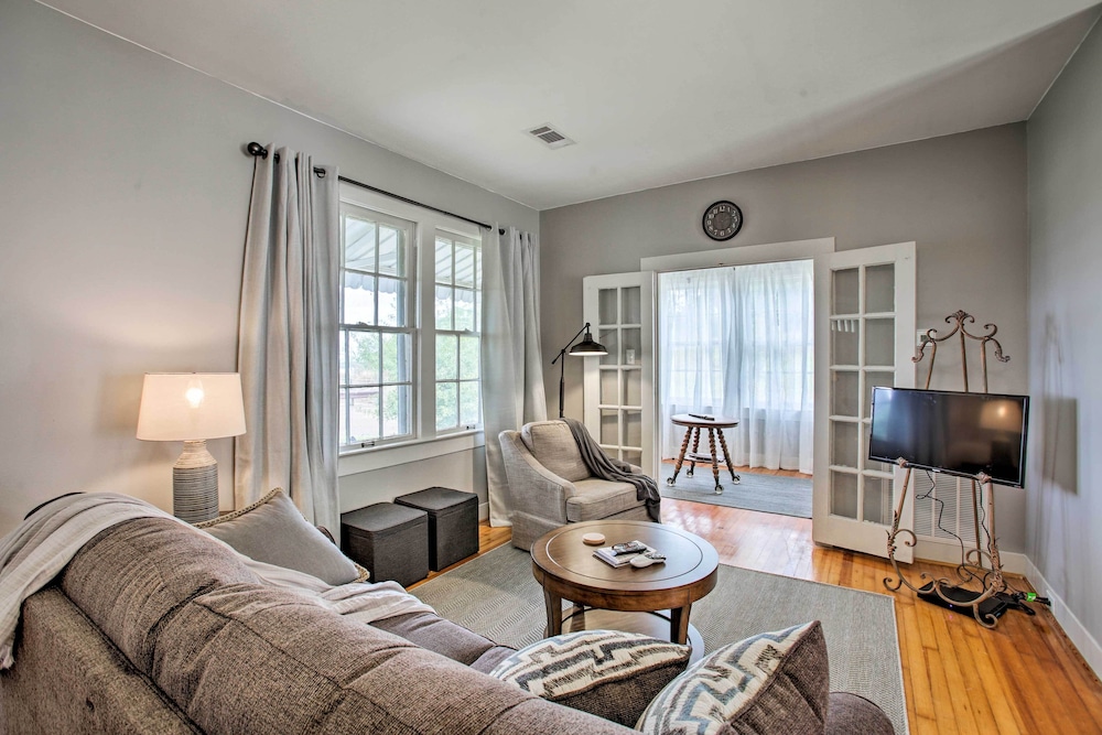 Cottage (2 Bedrooms) photo 1