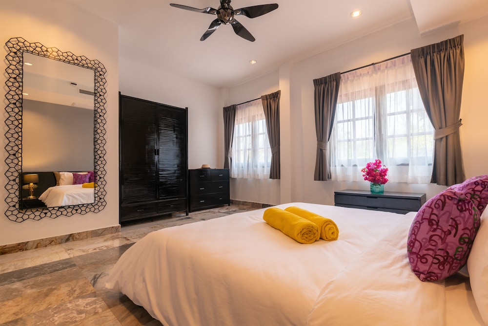 Panoramic Villa photo 2