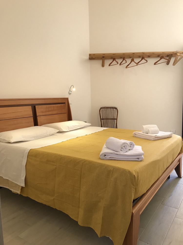 Deluxe Triple Room, Multiple Beds photo 1