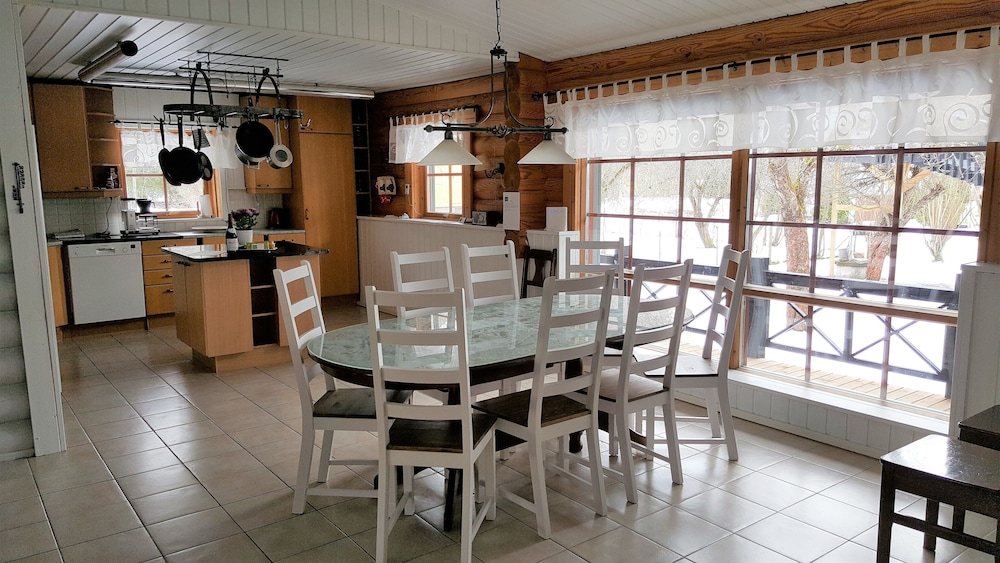 Villa, 4 Bedrooms photo 2