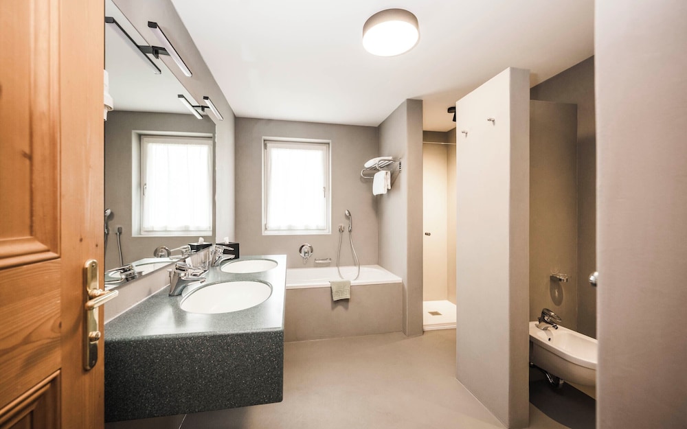 Suite photo 2