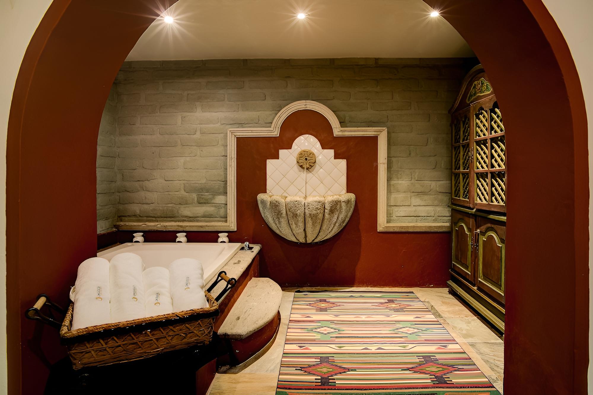 Luxury Room, 1 Bedroom, Jetted Tub photo 1