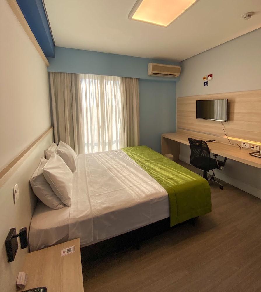 Deluxe Double Room, Accessible photo 2