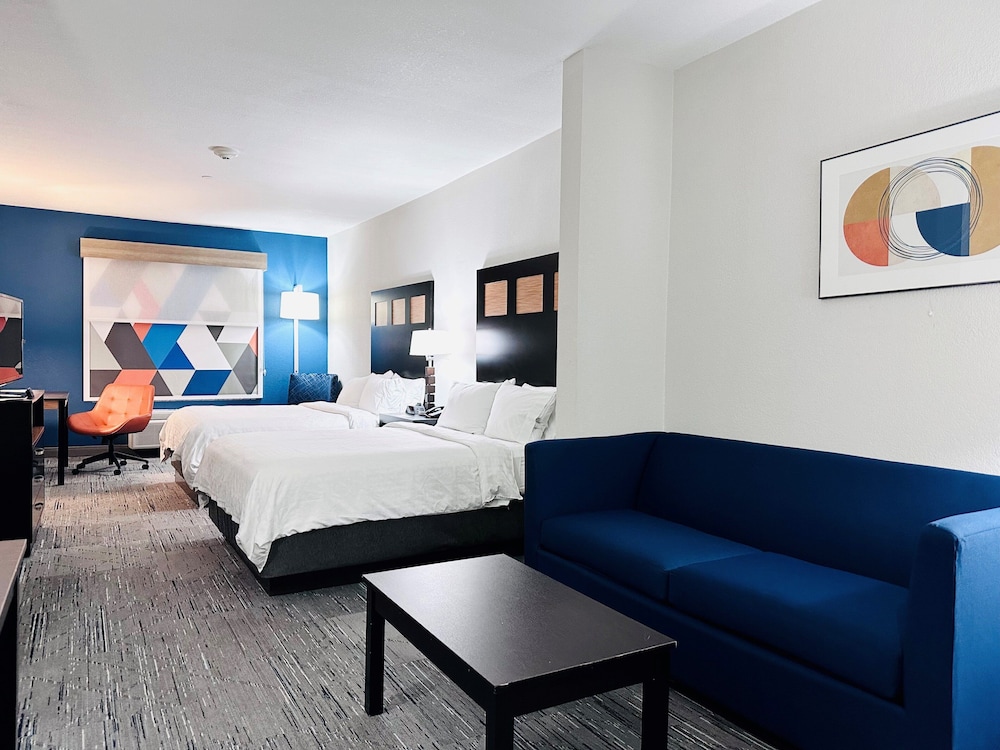 Room, Multiple Beds, Accessible, Non Smoking (Communications, Accessible Tub) photo 1