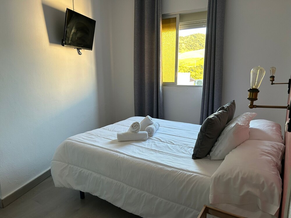 Standard Double Room, Garden View