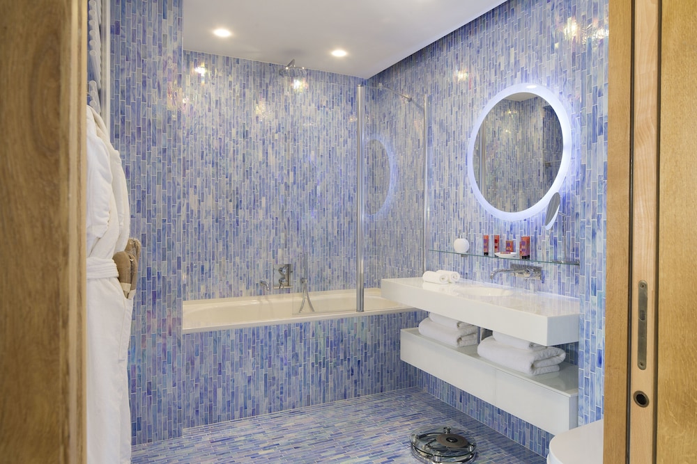 Prestige Suite photo 3