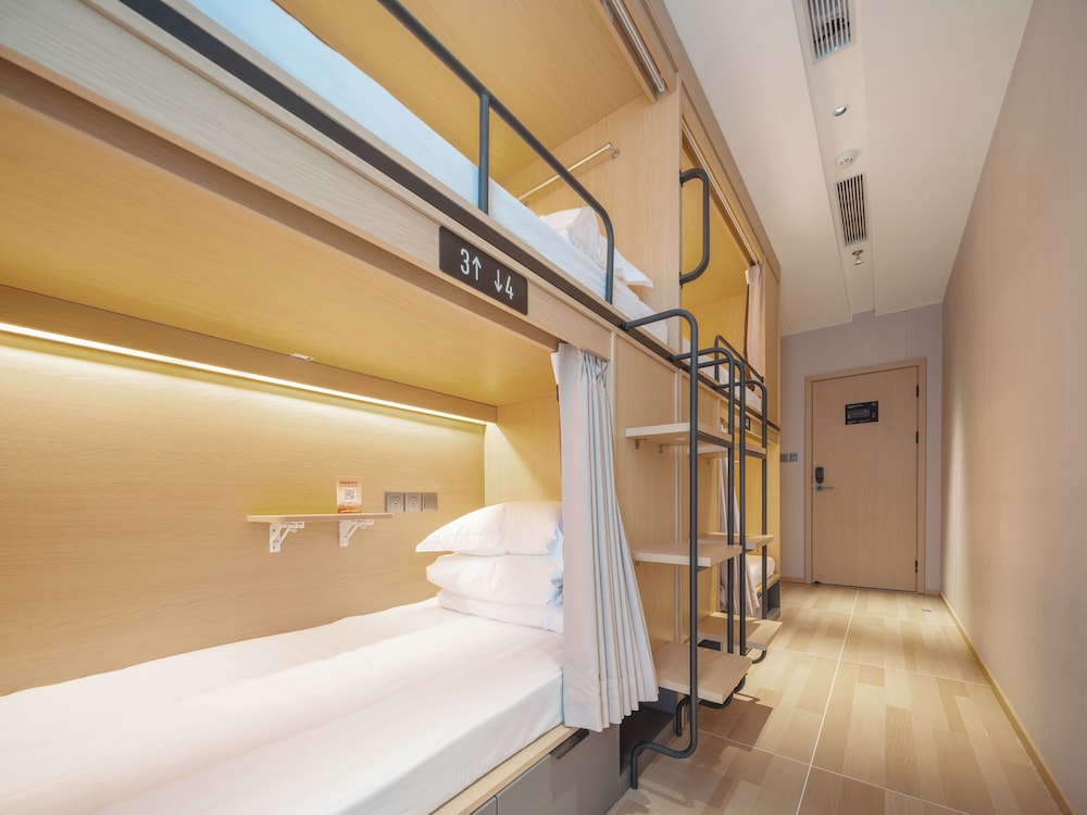 Comfort Quadruple Room