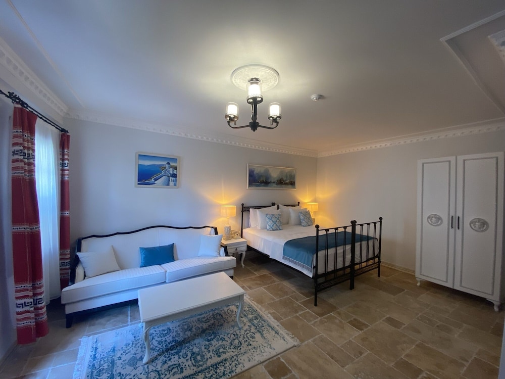 Superior Double Room - Photo 20