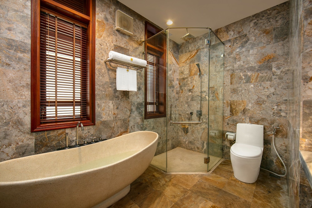 Junior Double or Twin Villa with River View photo 2