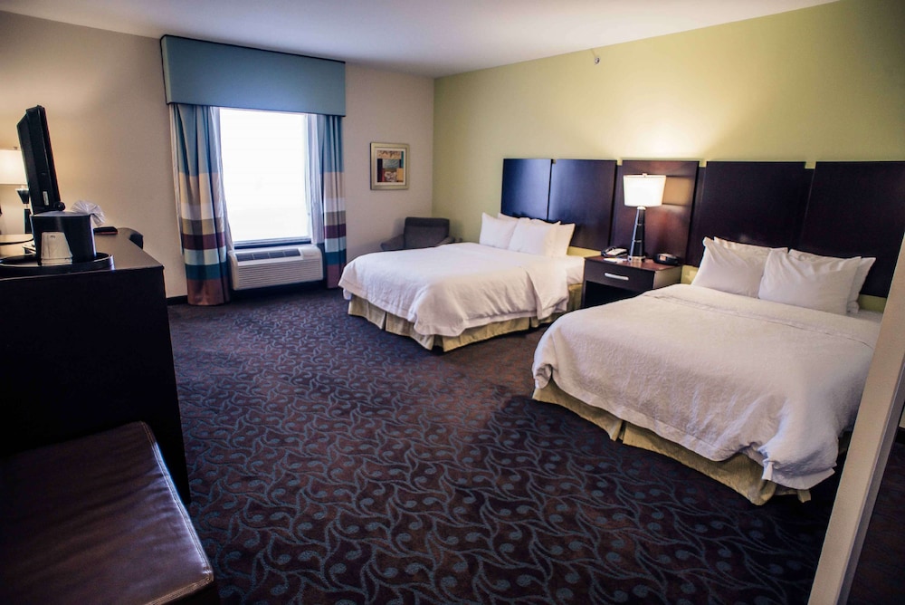 Room, 2 Queen Beds, Accessible, Non Smoking