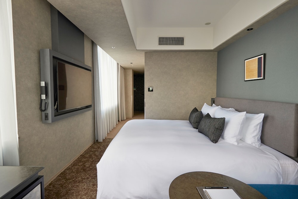 Executive Room, 1 King Bed, Non Smoking - Photo 2