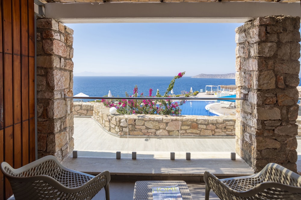 Junior Double Room, 1 Queen Bed, Sea View, photo 6