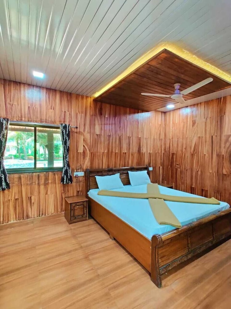 Classic Single Room