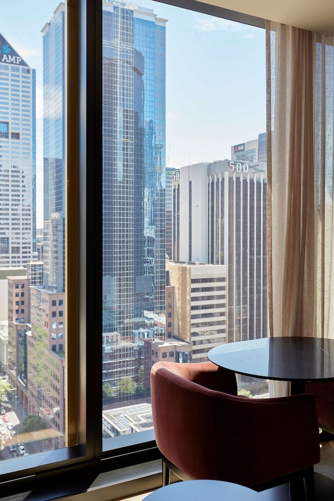 Skyline view Queen or Twin Room (Weekly Housekeeping)