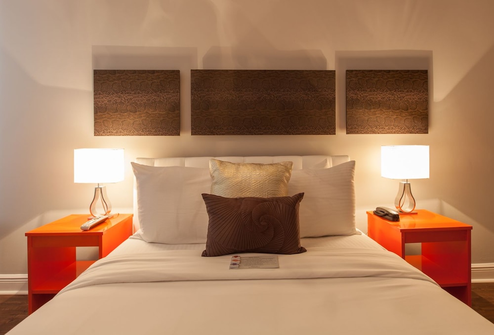 Deluxe Room, 1 Queen Bed