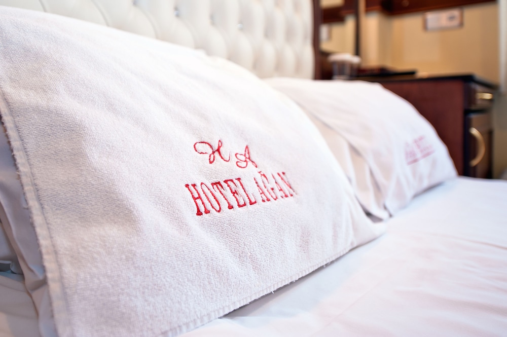 Double Room, 1 Queen Bed photo 2