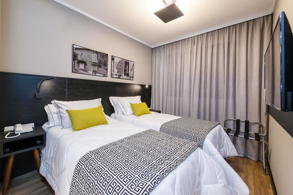 Business Triple Room, 1 Queen Bed with Sofa bed