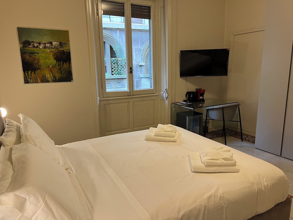 Basic Double Room photo 2
